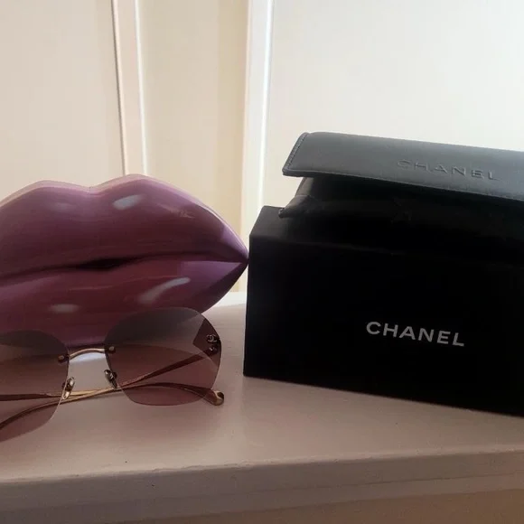 CHANEL | Accessories | Authentic Chanel Sunglasses Frameless  display picture 2